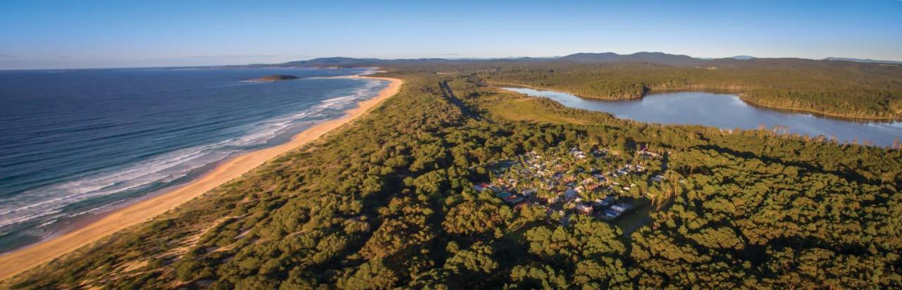 Wairo Beach Holiday Park Tabourie Lake Exteriör bild