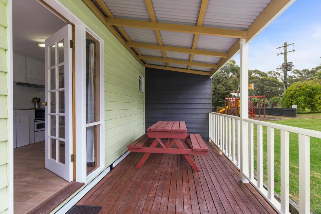 Wairo Beach Holiday Park Tabourie Lake Exteriör bild