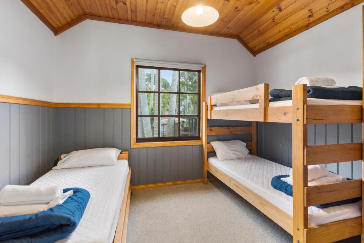 Wairo Beach Holiday Park Tabourie Lake Exteriör bild