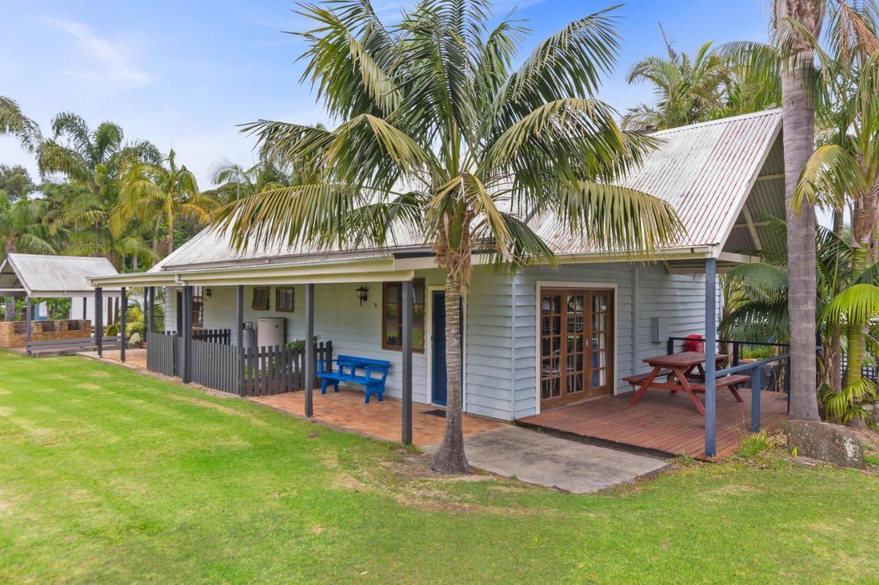 Wairo Beach Holiday Park Tabourie Lake Exteriör bild