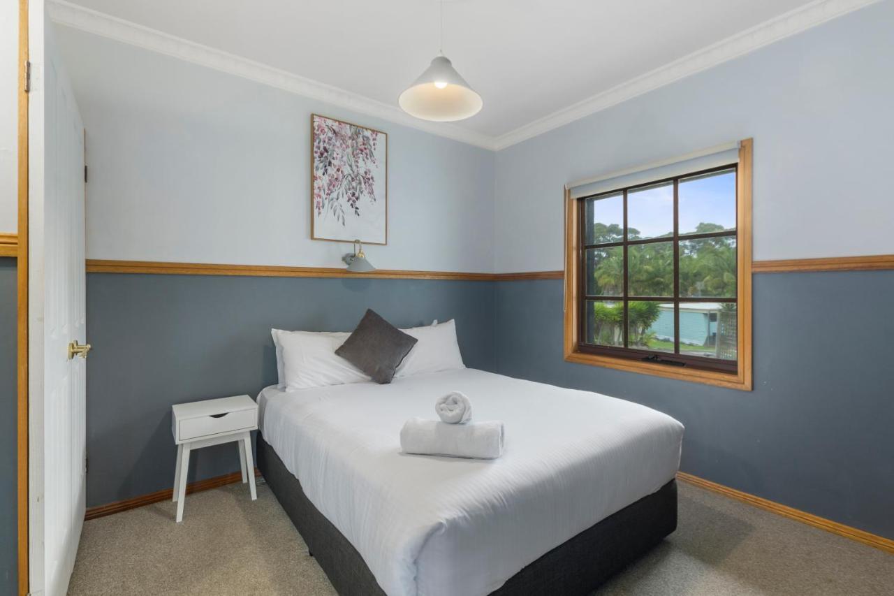 Wairo Beach Holiday Park Tabourie Lake Exteriör bild