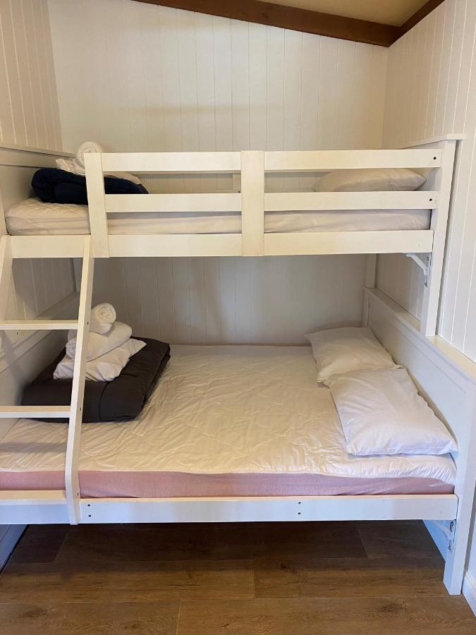 Wairo Beach Holiday Park Tabourie Lake Exteriör bild