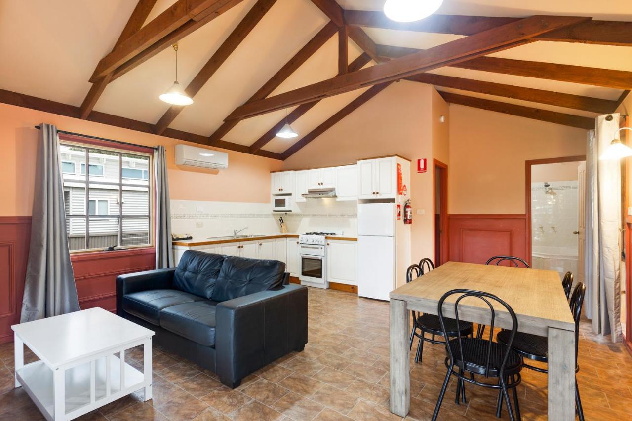 Wairo Beach Holiday Park Tabourie Lake Exteriör bild